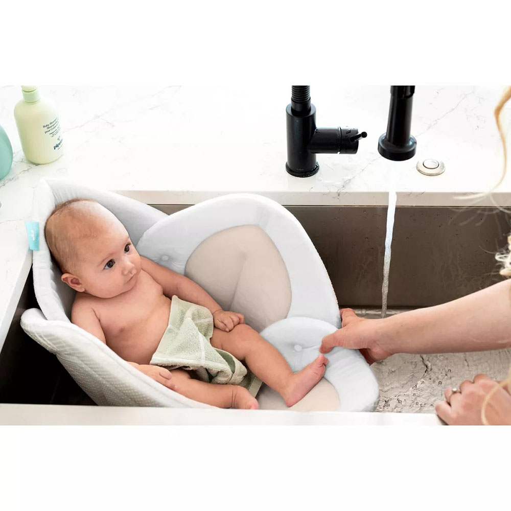 Blooming Bath - Lotus Baby Bath Seat With Snaps - White/Cream/Honey