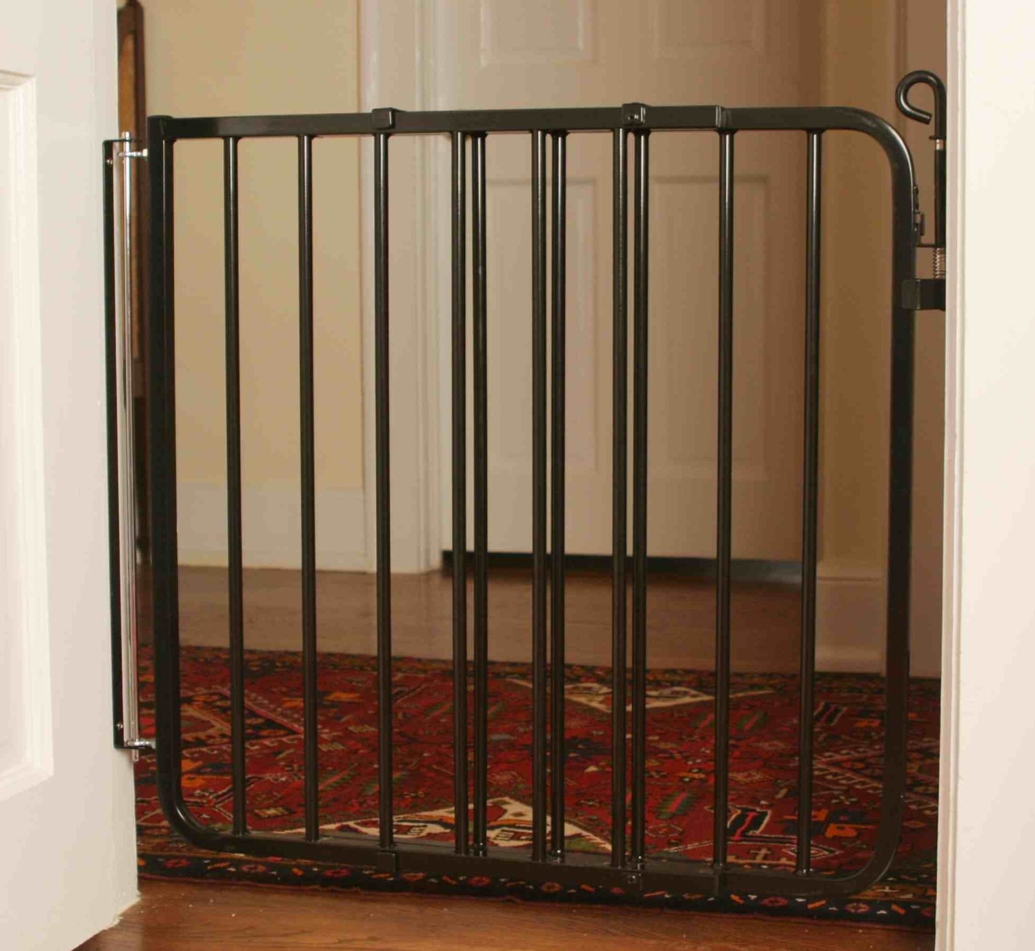 Cardinal Gates Auto Lock Gate - Black