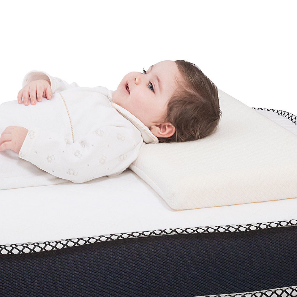 Moon - Kids Mattress - 133x70x10 cm w/ Organic Bed Bumper - White